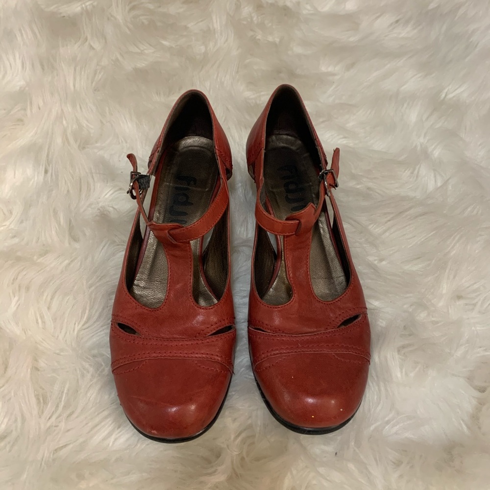Fidji heels